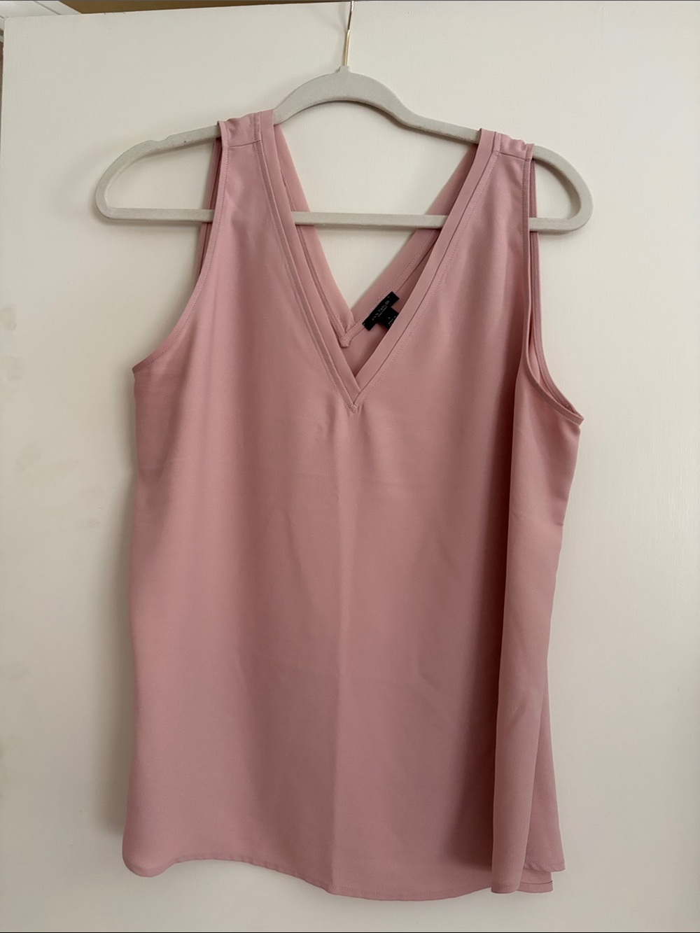 Ann Taylor Dusty Rose V-Neck Sleeveless Blouse